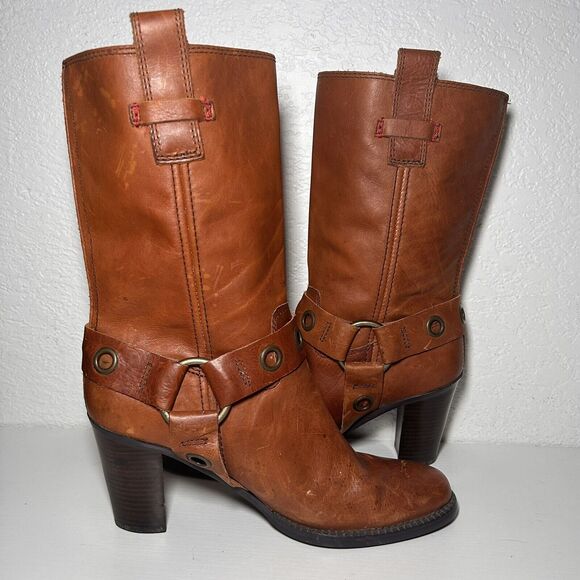 TOMMY HILFIGER Women’s Size 8.5 Reine Brown Leather Heeled Boots Harness Pull-On - Picture 1 of 11